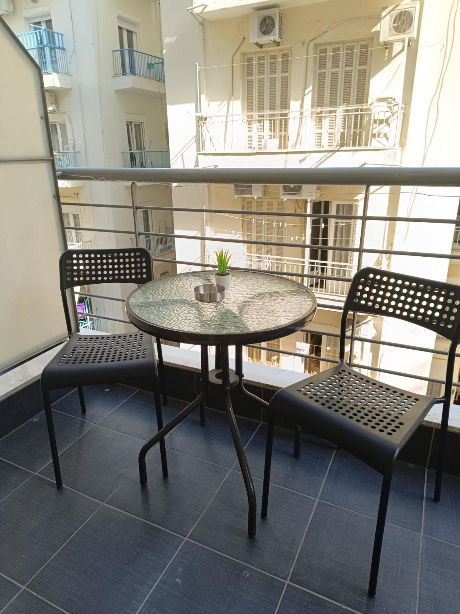 City Vibe-Siggrou 44 Family Studio เทสซาโลนิกิ ภายนอก รูปภาพ